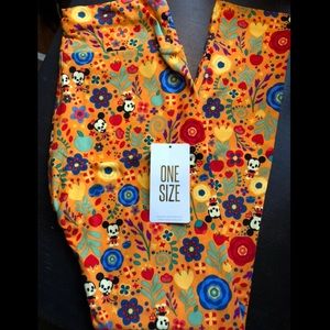 LulaRoe Disney Vintage Mickey & Minnue OS NWT